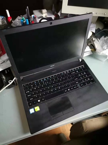 Vendo per cambio acer - per,