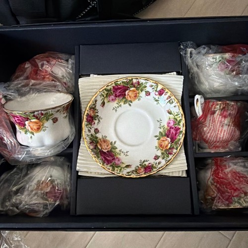 Royal albert cups saucers - albert,