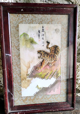 vecchio quadro cinese con tigre fatta di piccole conchiglie cornice antica 40x25