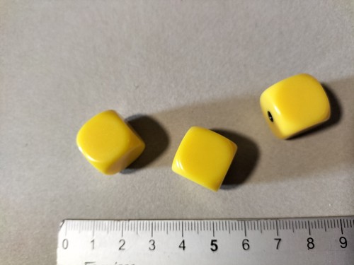 Des dices hellboy - /dices, /hellboy