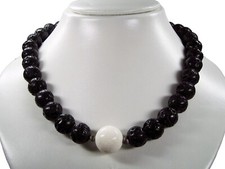 Collana In Pietra Lavica E