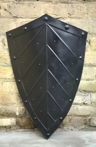 Medieval leaf design pointed - leaf,