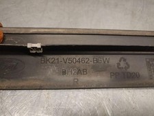 BK21V50462BGW moldura para