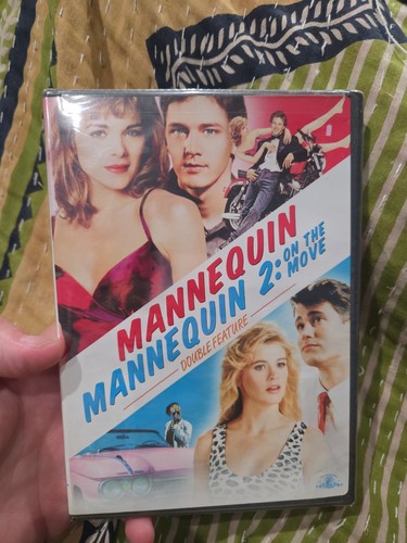 Mannequin on the move - &,