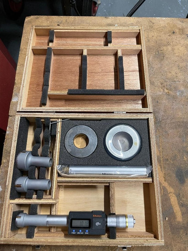 Mitutoyo digital bore - bore, mic