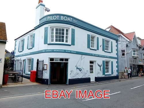 Photo the pilot - boat, hotel