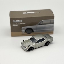 1:64 Tarmac Works Nissan