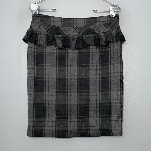 Speak skirt size small - size,