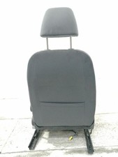 sedile anteriore sinistro