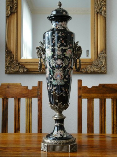 Vaso con coperchio porcellana