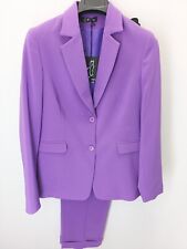 Tailleur donna con pantaloni