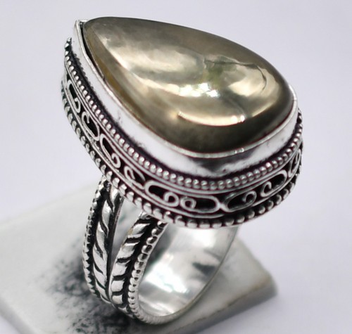 Anello design antico pietra