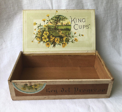Vintage collectable king cups - vintage,