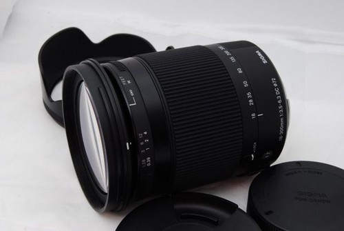 Sigma 300 6 - 18-300, f3.5-6.3