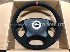 Volante Alcantara Momo per
