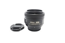 Nikon 35mm obiettivo principale F1.8G AF-S DX SWM ritratto molto nitido, buono RICONDIZIONATO