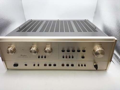 Amplificatore stereo integrato