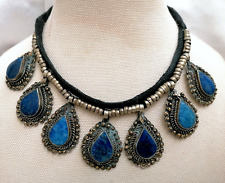 ANTICO COLLIER ETNICO A GOCCE IN METALLO E LAPISLAZZULO, PAKISTAN 1900.