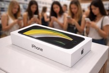 Apple iPhone SE Black 64 GB