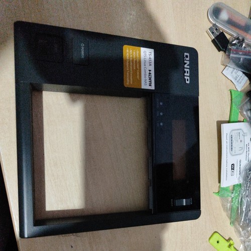 Qnap 453a pannello frontale - qnap, ts-453a