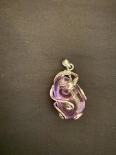 Ciondolo ametista placcato oro 18kt - 1,5cm (l) x 1,5cm (l) x 3cm (h)