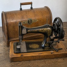 Antique Singer VS3 Sewing