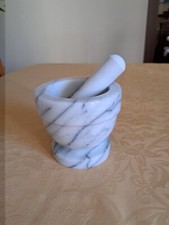 Mortaio con pestello in marmo altezza cm 11