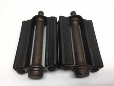 Pedali tappo bottiglia uomo