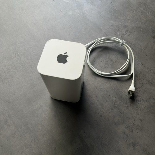 Apple airport time - airport, capsule