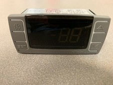 Dixell XR02CX-4N4FQ-U