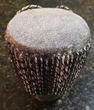 Tamburo a mano in pelle di animale tribale africano 4"x 5,5" 