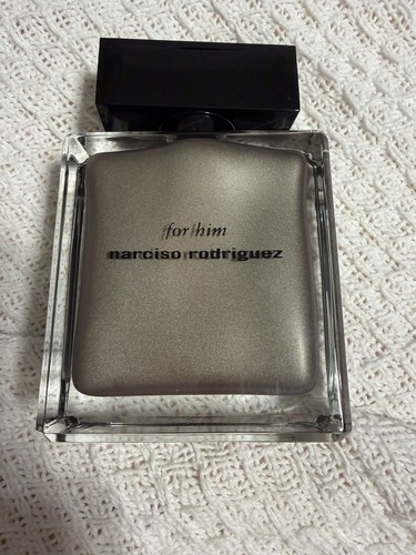 Narciso rodrigues - **(80%)**,