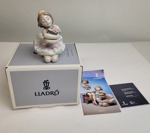 Lladro 6764 debut girl - lladro,