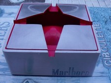 POSACENERE MARLBORO STAR ASHTRAY RED METAL METALLO E PLASTICA ROSSO USATO BELLO