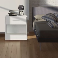 Comodino con cassettiera