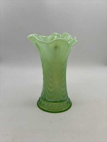 Antico vaso opalescente - , in