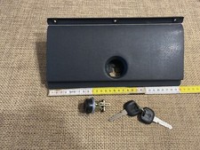 SPORTELLO VANO PORTAOGGETTI SUZUKI SJ410/ SJ413/ SAMURAI/ SANTANA  CON SERRATURA