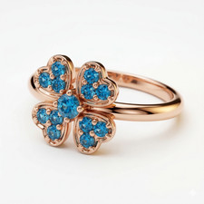 Anello con pietre preziose