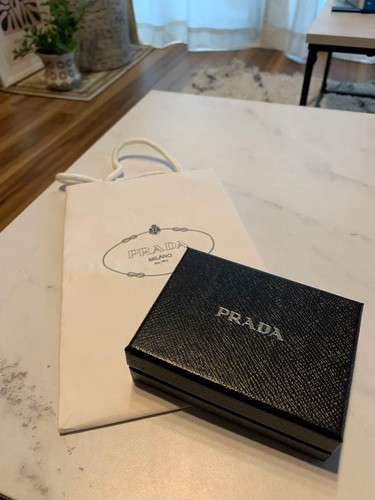 Prada women daily shopper - shopper, box