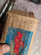 1x 4225602 PERNO ALBERO GIUNTO