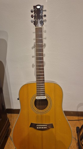 Splendida chitarra acustica - splendida,