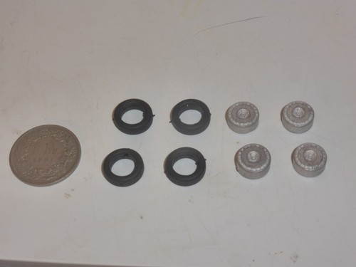 White metal wheels - white,