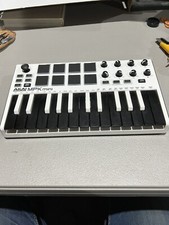 Akai MPK Mini MKII MK3 bianco