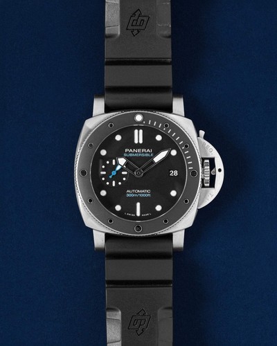 Panerai submersible pam02683 - submersible,