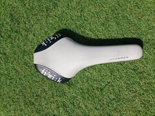 Sella bici da strada Fizik