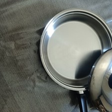 Padella Mondial Casa Fondo termico in lega diam. 24 Completa di coperchio.  