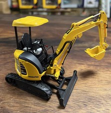 KOMATSU PC30MR-5 escavatore