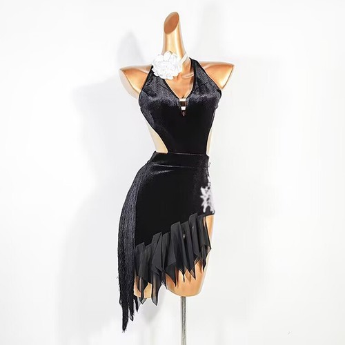 Costumi danza velluto latino