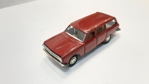 Gaz a 13 volga - 1:43,
