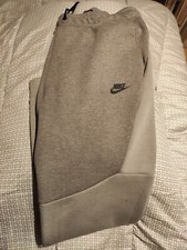 pantalone  Nike Tech fleece